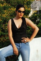 Reva DN Hot Photos